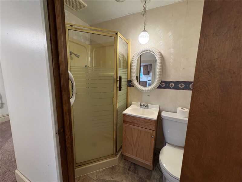 415 Broad St — photo 7