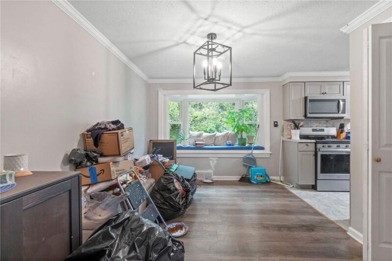 321 Logan Rd — photo 5