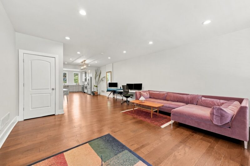 2611 Stella STREET — photo 4