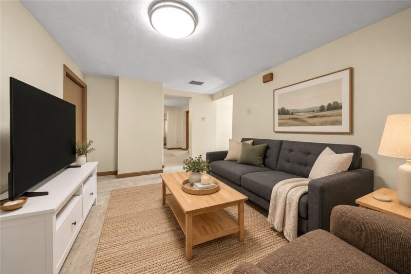 237 Lincoln Ave — photo 4