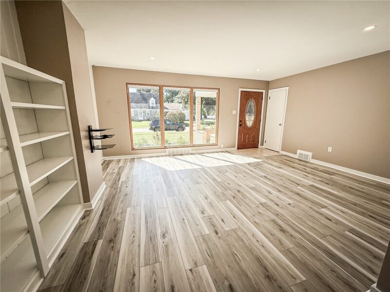 108 Germaine Rd — photo 7