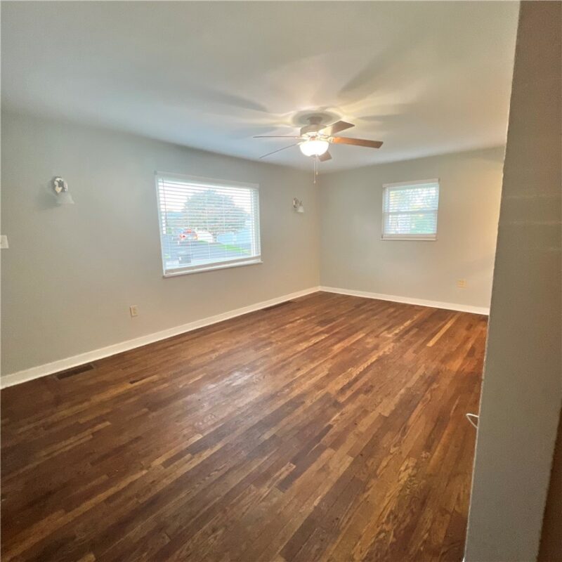 504 Obney Ave — photo 5