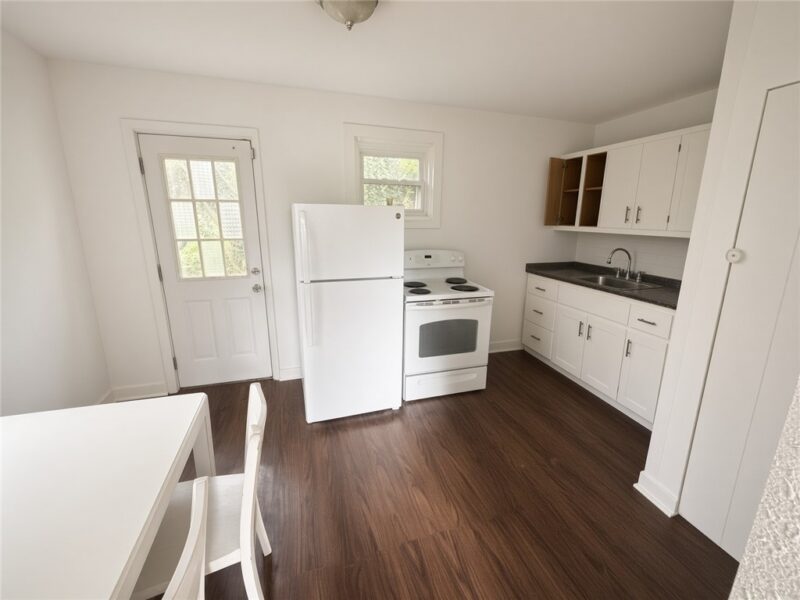 1426 Orangewood Ave — photo 7