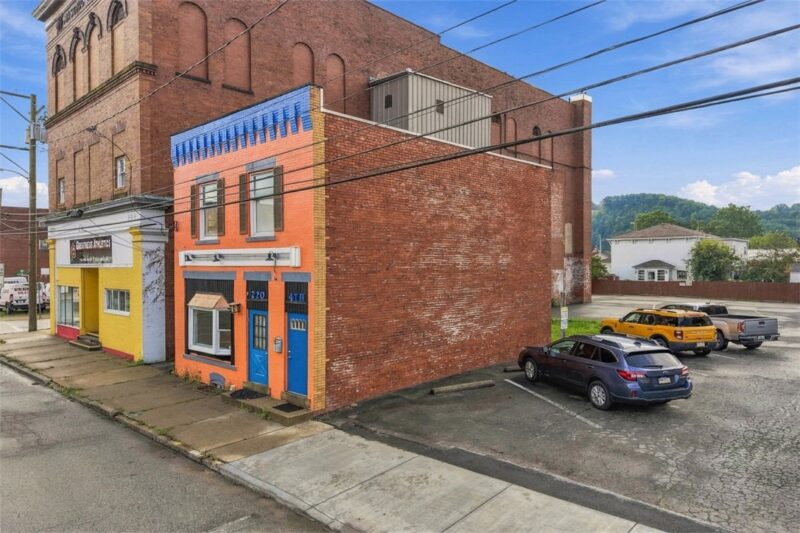 205 5th Ave — photo 4