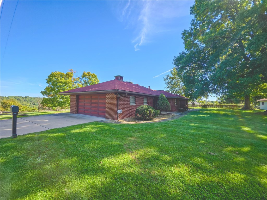 248 Wallrose Heights Rd — photo 1
