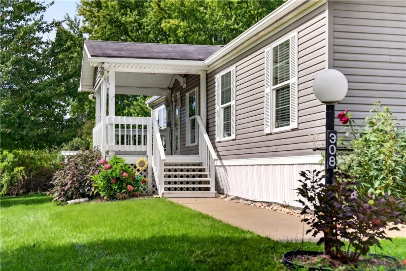 308 Shenandoah Dr — photo 2
