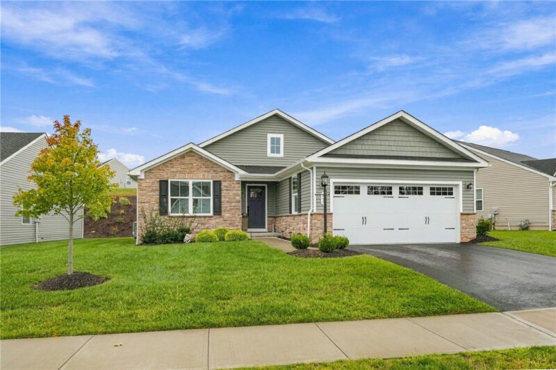 260 Arden Dr — photo 2