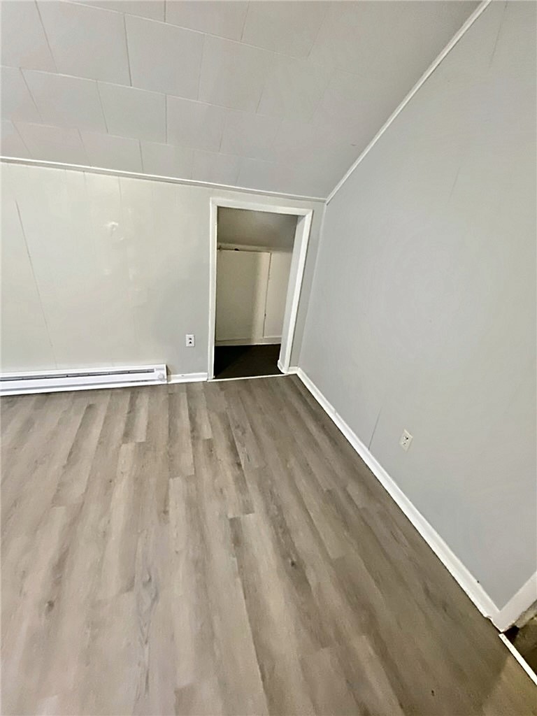 75 Angle Street — photo 3