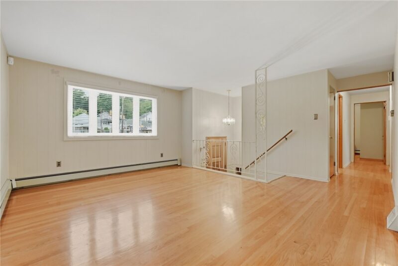 830 FRONT STREET — photo 6