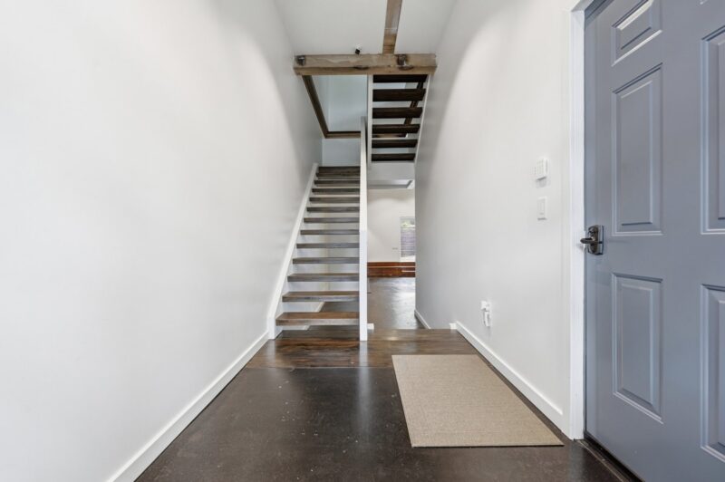810 Beech Ave — photo 4
