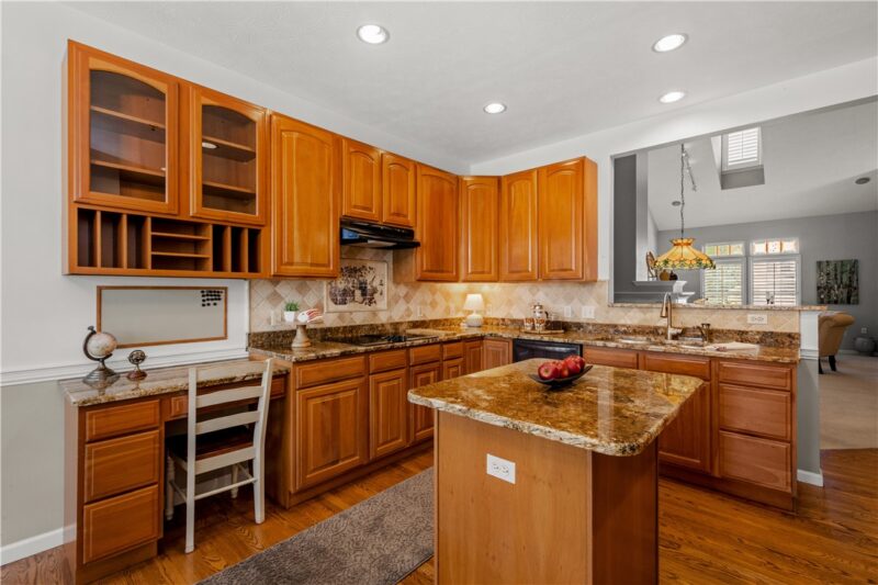 1110 Linden Vue Dr — photo 7