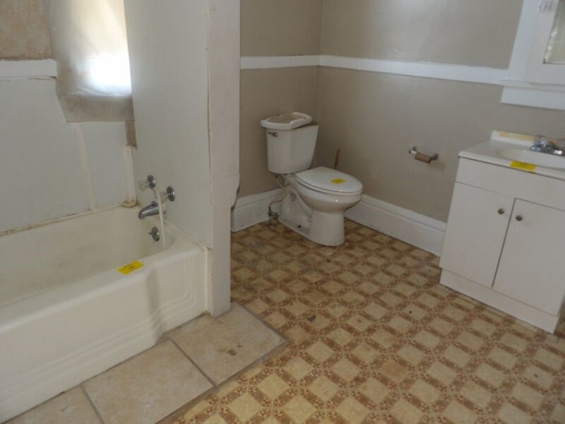 334 Sherman Ave — photo 4