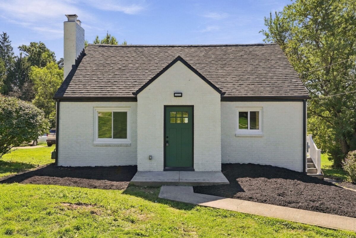 446 Thompsonville ROAD — photo 1