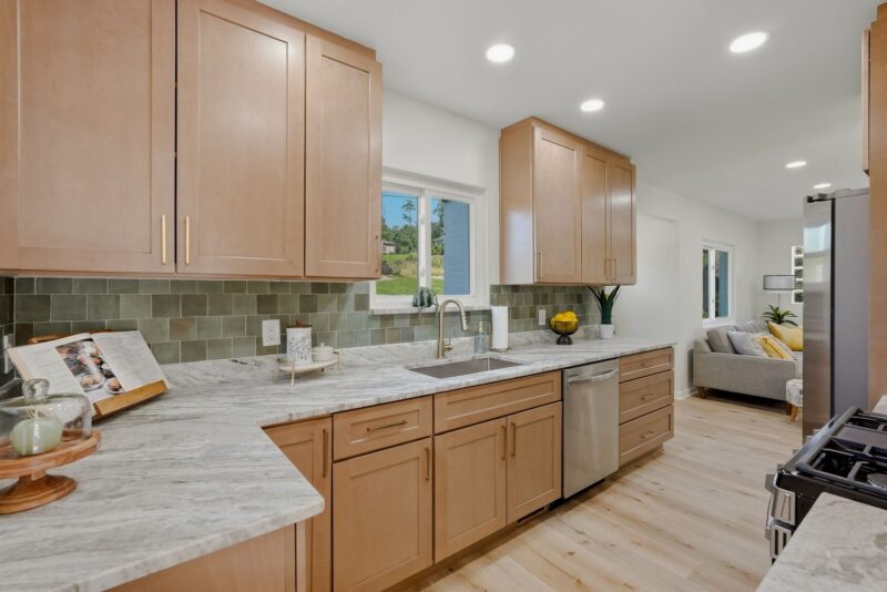 446 Thompsonville ROAD — photo 8