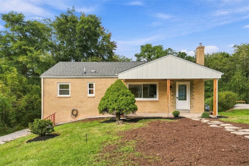 26 Sterling Dr