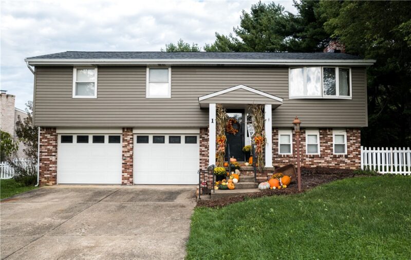 1 Fitch Ln