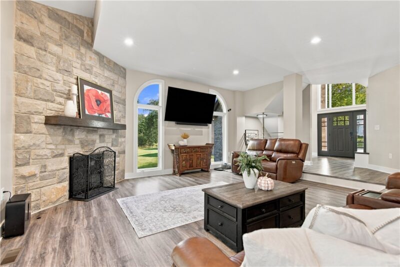 421 Lenox Ct — photo 5