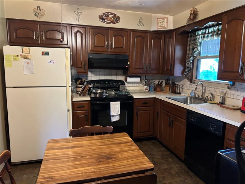 488 Toledo Drive — photo 7