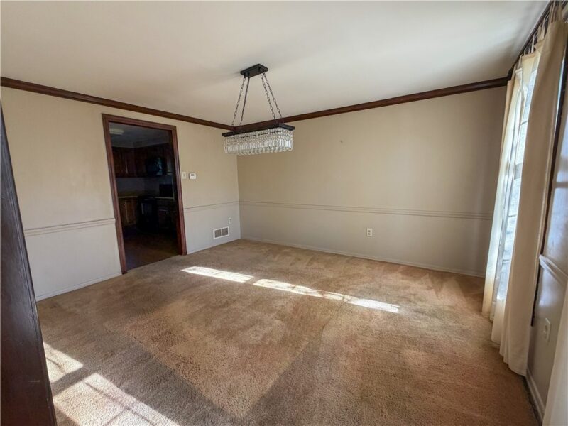 210 Courtney Pl — photo 7