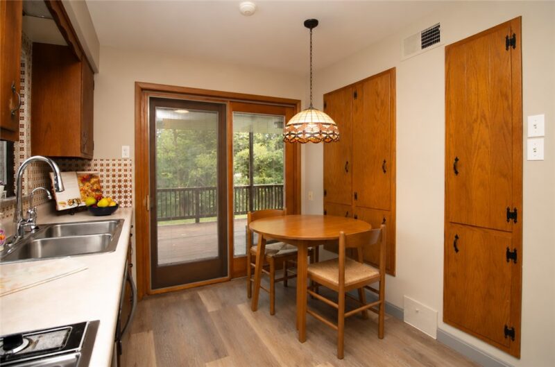 2203 Hemlock Drive — photo 7