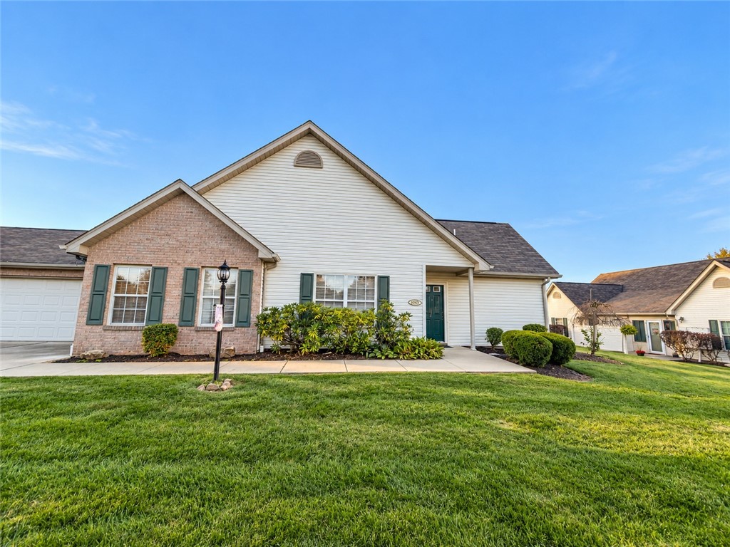 1043 Timberwood Dr — photo 1