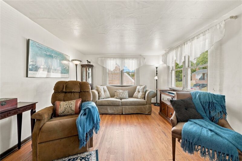 6727 W Barivista Dr — photo 4