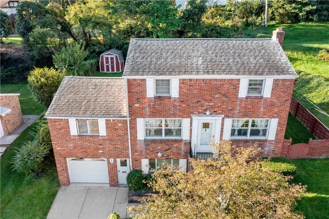 652 Fernhill Ave — photo 1