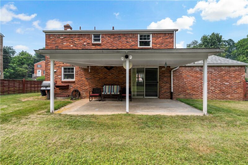 652 Fernhill Ave — photo 5