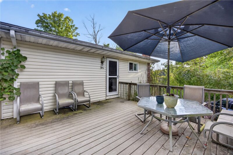 295 Linnwood Rd — photo 3