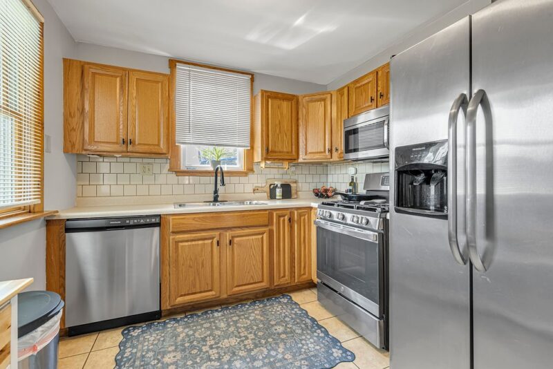 330 GREENLEE STREET — photo 8
