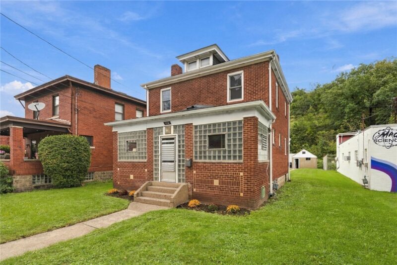 1250 Evergreen Avenue — photo 2