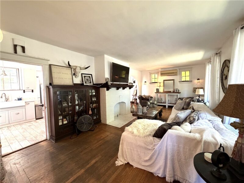8201 Perry Highway — photo 8