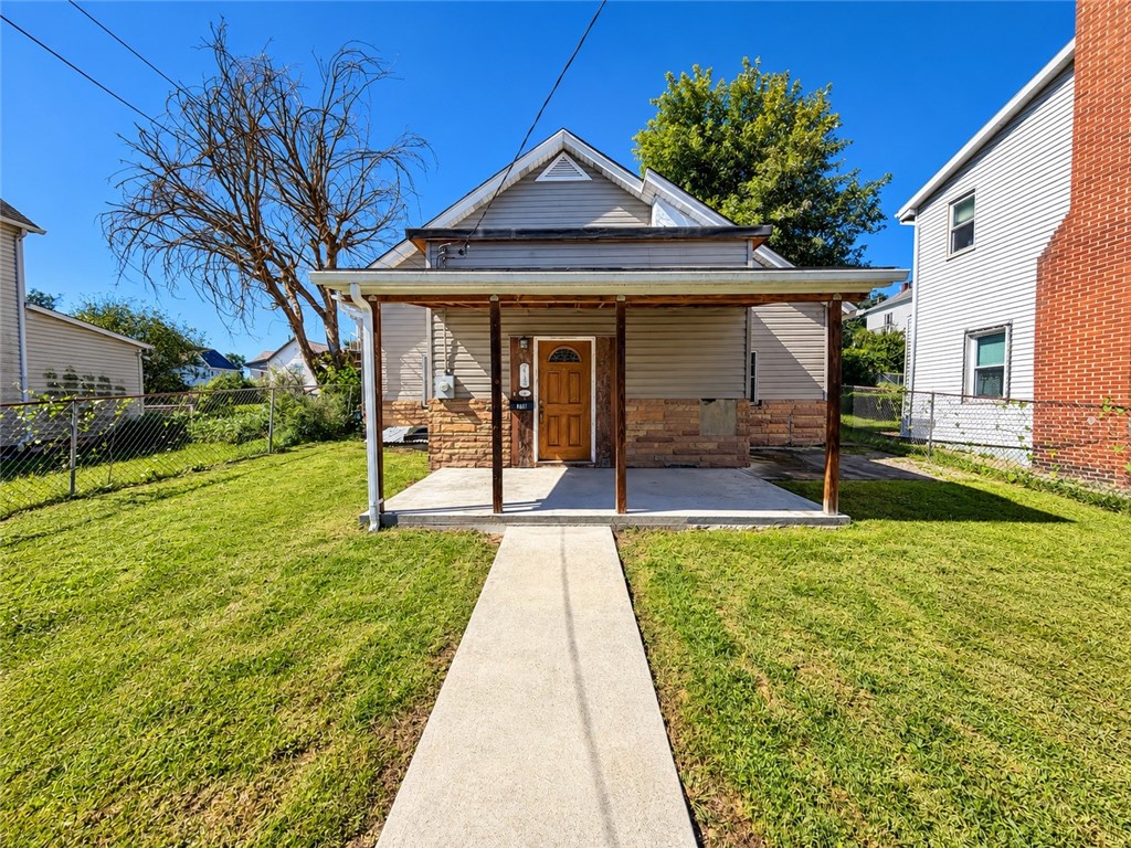 713 Allen Ave — photo 1