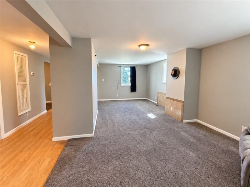 713 Allen Ave — photo 5