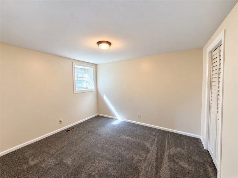 713 Allen Ave — photo 6
