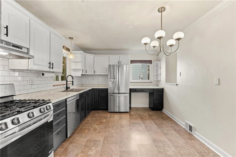 130 Sawyer Drive — photo 8