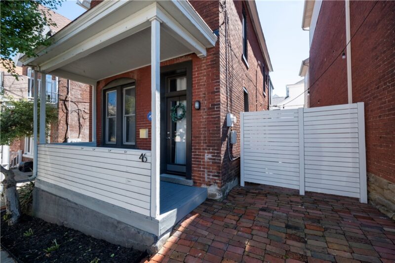 46 Cowan St — photo 2