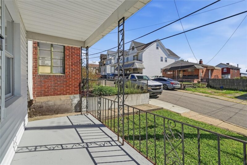 80 Mckinnie Ave — photo 5