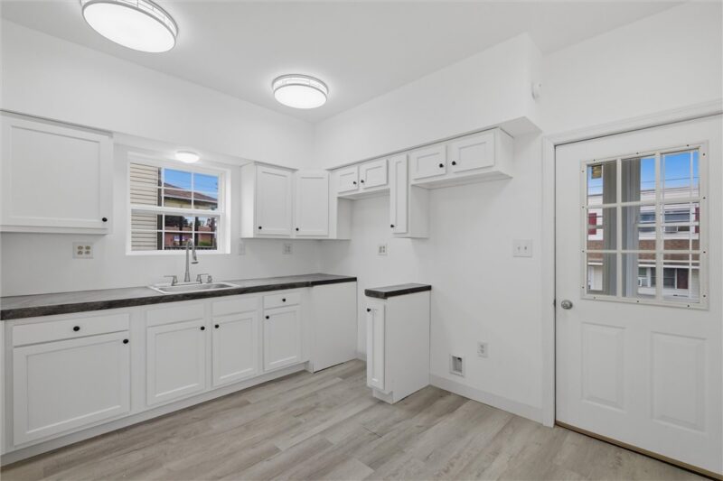 2212 Freeport Road — photo 4
