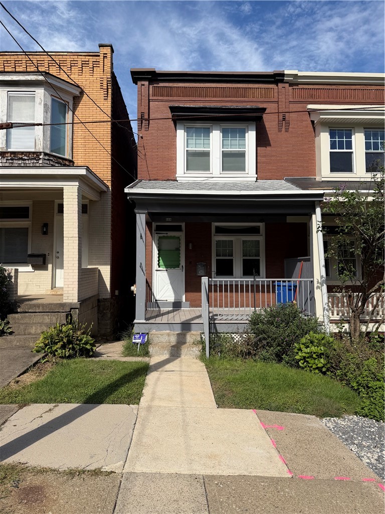 520 Lloyd St
