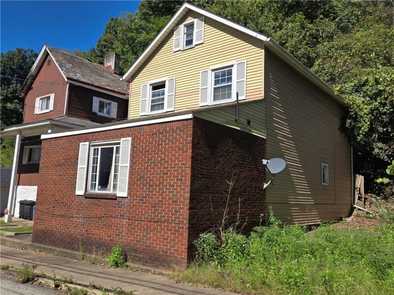 3077 Auberle St — photo 3