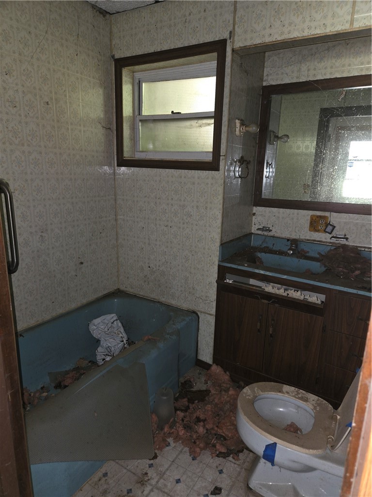 3077 Auberle St — photo 4