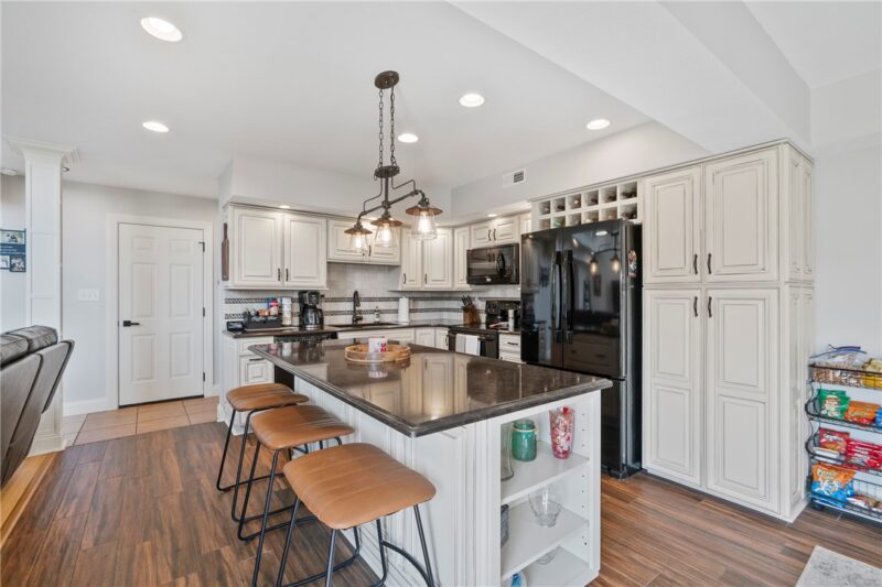 361 Cherokee Dr — photo 5