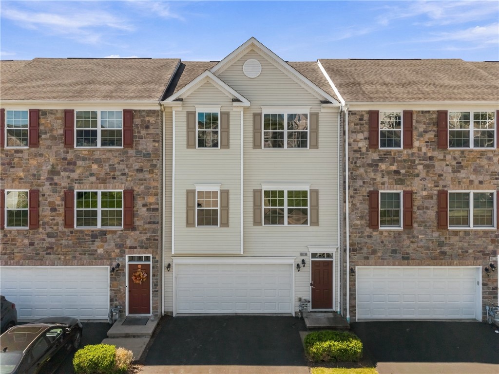 707 Freedom Dr — photo 1