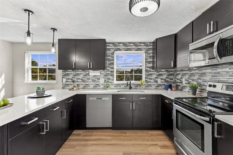 229 ORCHARD SPRING — photo 8