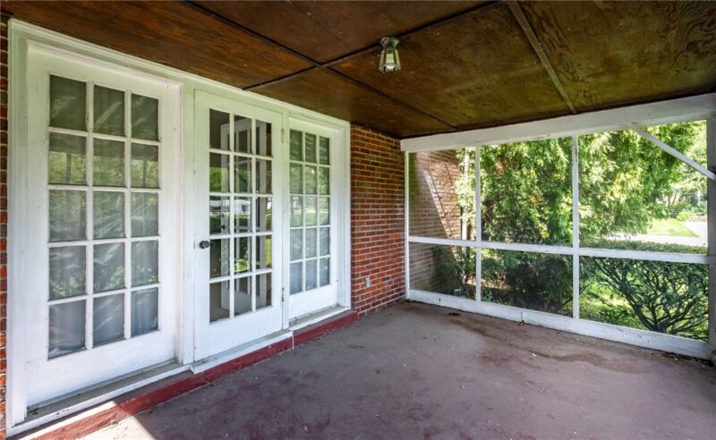 109 Rosewood Ave — photo 5