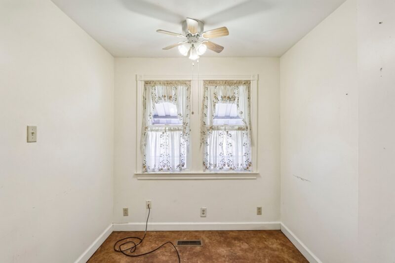 312 S Oakland AVENUE — photo 8