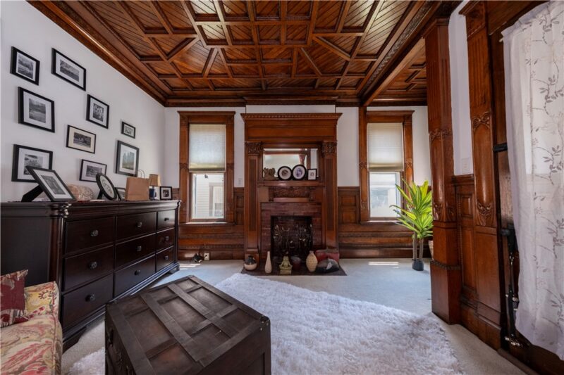 404 Walnut St — photo 4
