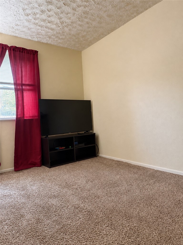 316 Enright Ct — photo 8