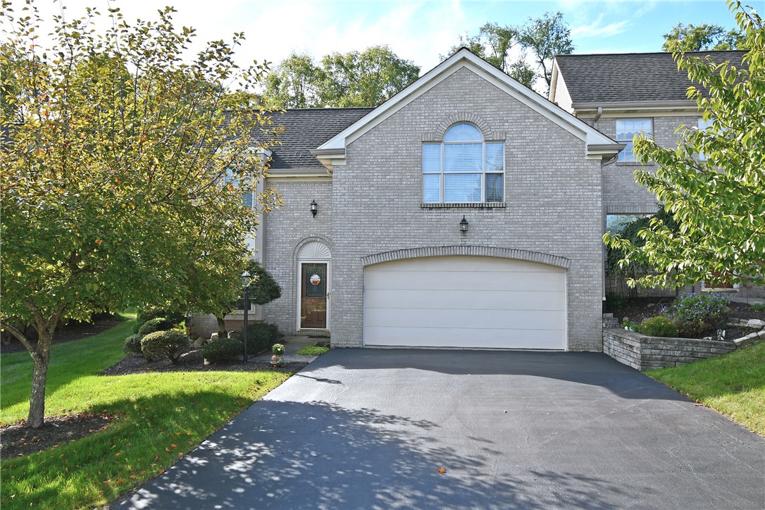 309 Parkview Dr — photo 1